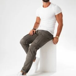 Meilleure vente 🎉 Pantalon Cargo Rovic Zip 3D Tapered D02190-5126 Gris Anthracite de G-Star 💯 -G-Star Soldes g star 145505 D02190 5126 1260 NOOSFW18 20180702T150120 03