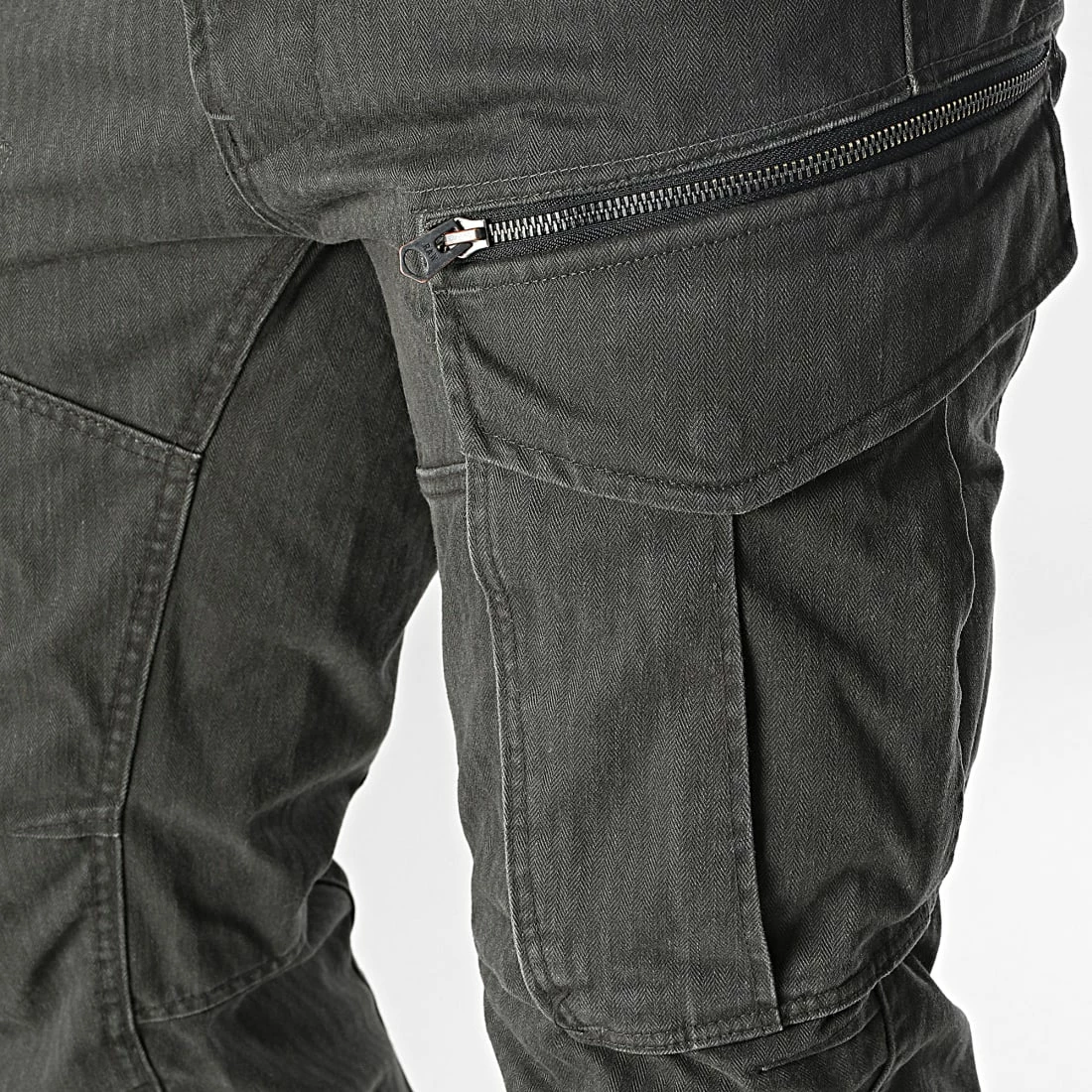 Remise ⭐ Pantalon Cargo Regular Fit Rovic Zip 3D D02190-C096 Gris Anthracite de G-Star 🎁 2 Remise ⭐ Pantalon Cargo Regular Fit Rovic Zip 3D D02190-C096 Gris Anthracite de G-Star 🎁 – Image 2