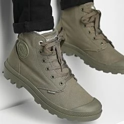 Meilleure affaire ⌛ Boots Pampa Hi Mono Chrome 73089 Olive Night de Palladium 🎉