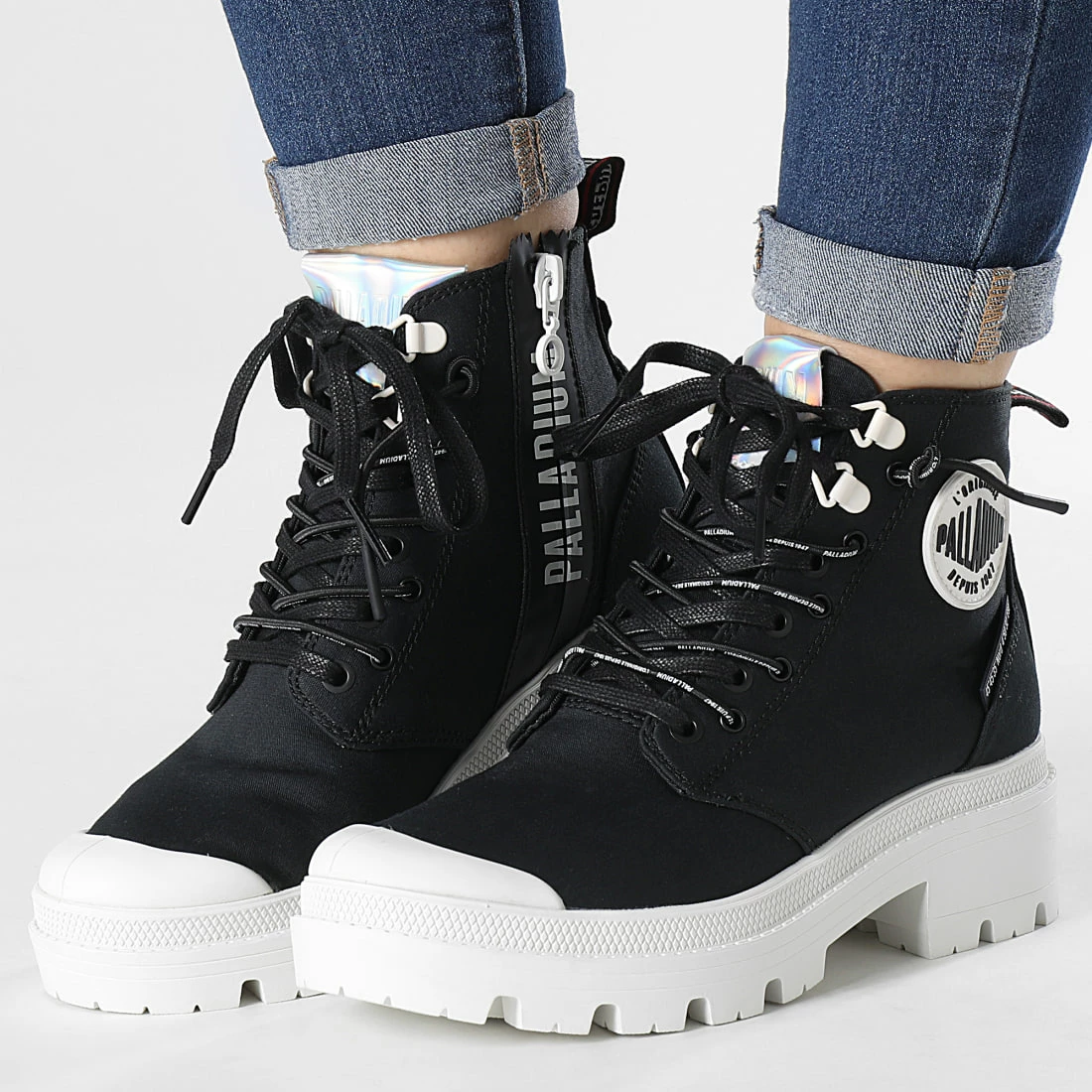 Grosses soldes ❤️ Boots Femme Pallabase Metro 97346 Black Marshmallow de Palladium 👏 1 Grosses soldes ❤️ Boots Femme Pallabase Metro 97346 Black Marshmallow de Palladium 👏