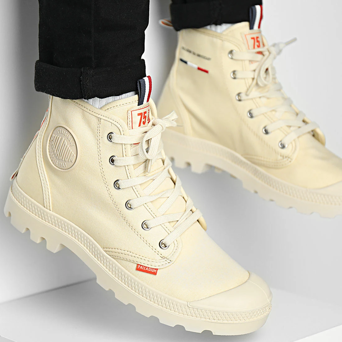 Promo 🛒 Boots Pampa Hi Dare 75 Years 77893 Sahara de Palladium 🎉 1 Promo 🛒 Boots Pampa Hi Dare 75 Years 77893 Sahara de Palladium 🎉