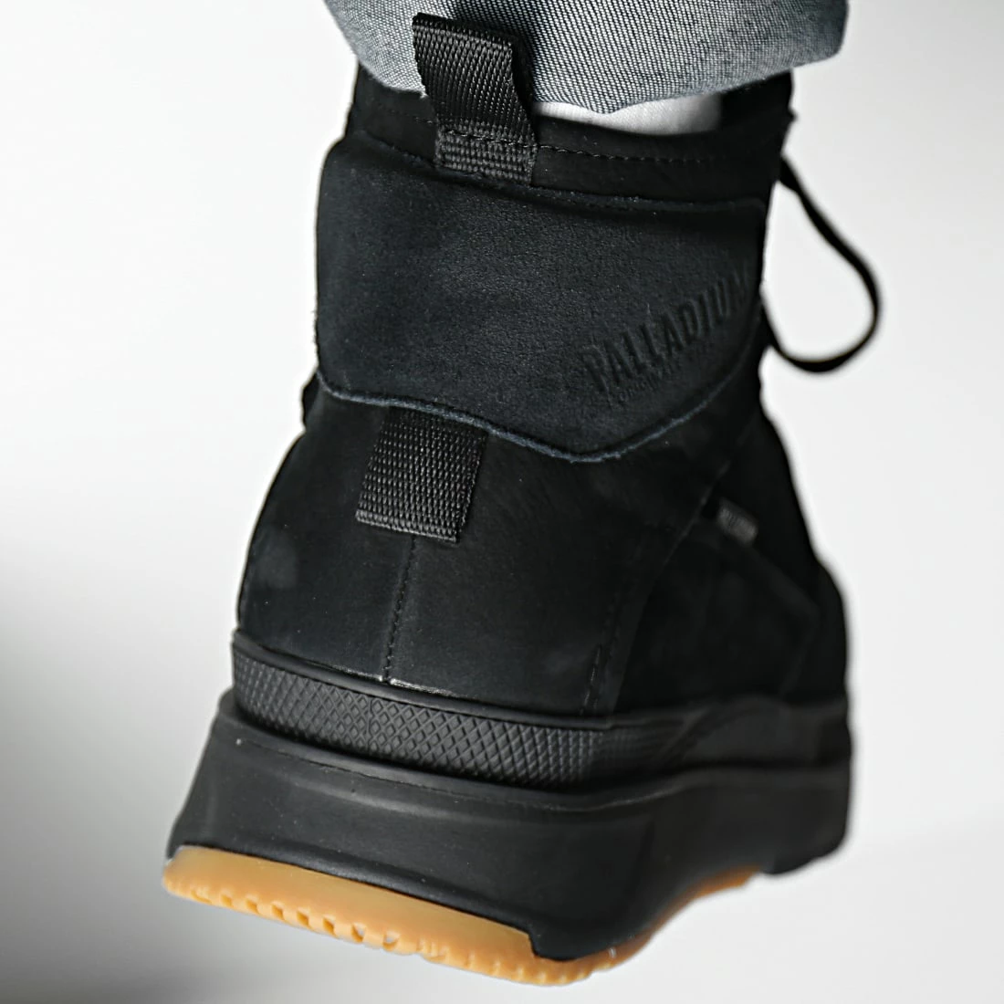 Meilleure affaire 🎉 Baskets Montantes Pallasider Hi Nubuck 07993 Black de Palladium 🥰 4 Meilleure affaire 🎉 Baskets Montantes Pallasider Hi Nubuck 07993 Black de Palladium 🥰 – Image 4