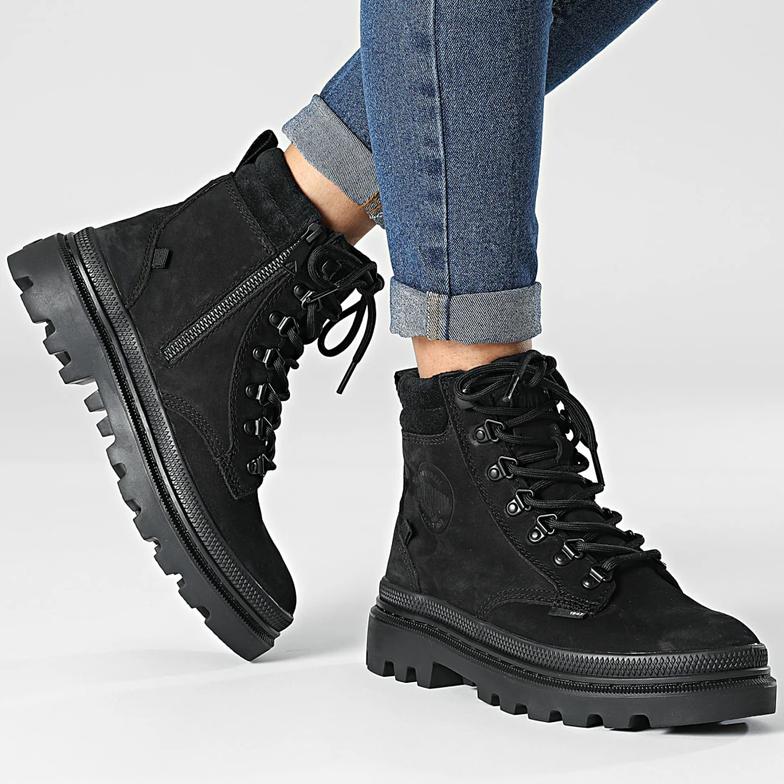 Acheter đ„ Bottines Femme Pallatrooper Hiker Nubuck 97978 Black de Palladium â 3 Acheter đ„ Bottines Femme Pallatrooper Hiker Nubuck 97978 Black de Palladium â â Image 3