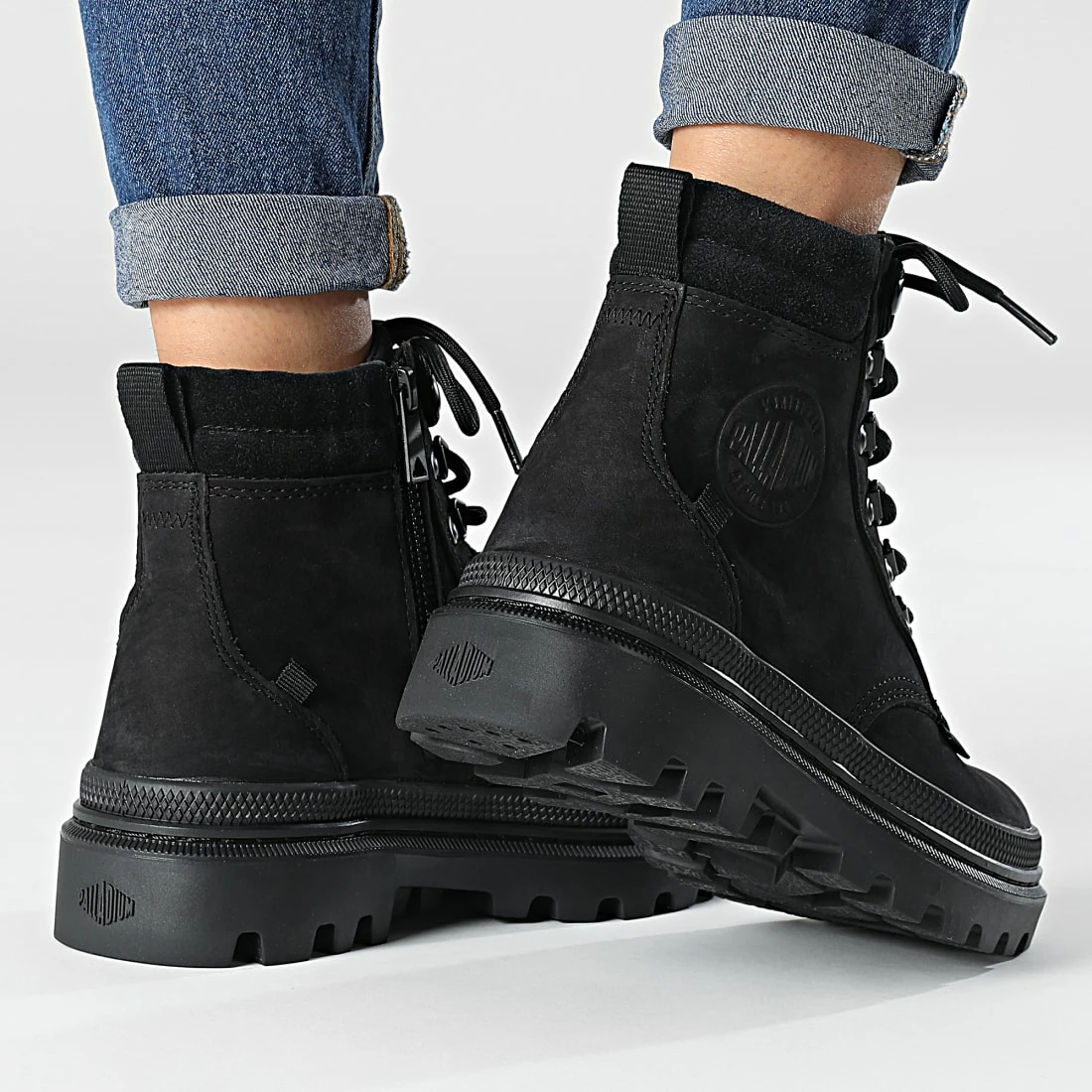 Acheter đ„ Bottines Femme Pallatrooper Hiker Nubuck 97978 Black de Palladium â 4 Acheter đ„ Bottines Femme Pallatrooper Hiker Nubuck 97978 Black de Palladium â â Image 4